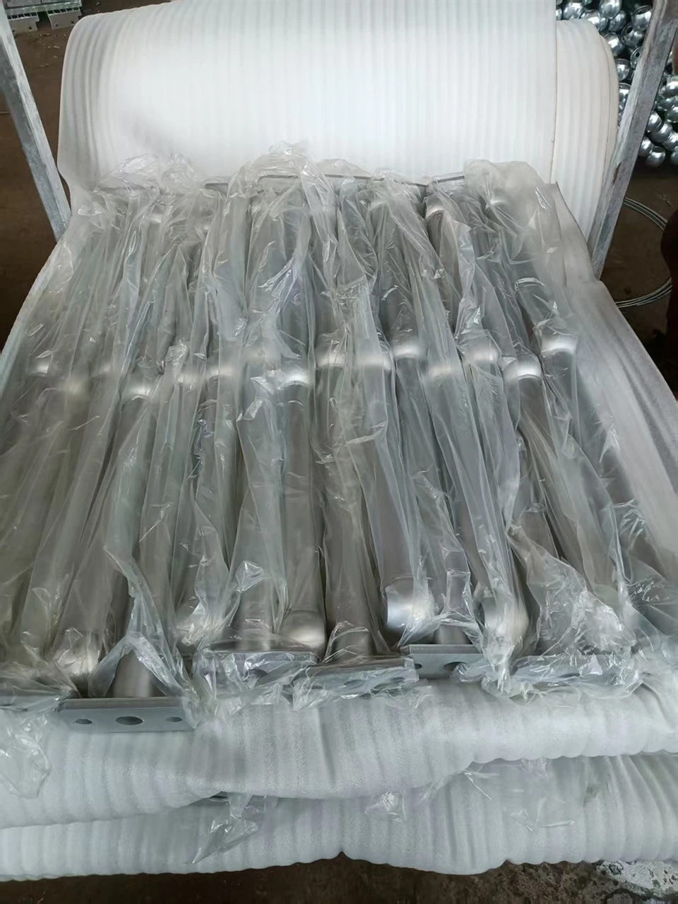 Aluminium Ball Joint Stanchion manufacturers